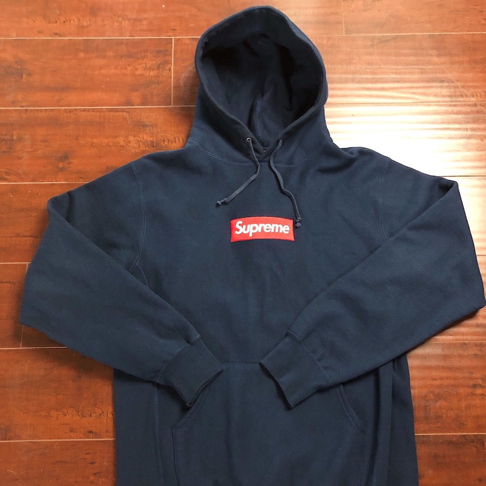 [SOLD] Supreme Box Logo Hoodie (Navy)